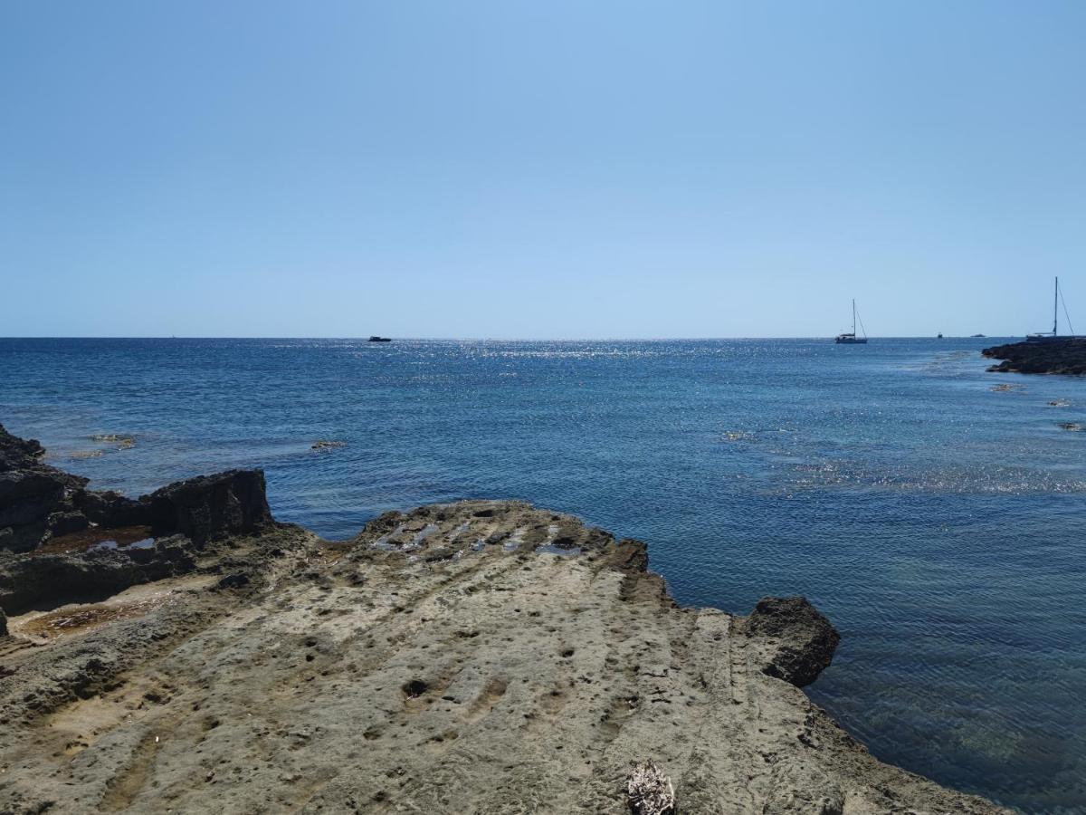 Finestra Sul Mare Aparthotel Favignana Exterior foto
