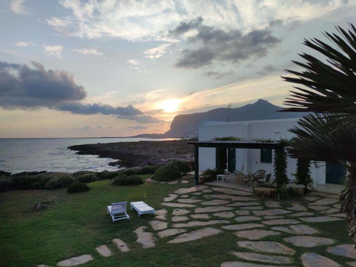 Finestra Sul Mare Aparthotel Favignana Exterior foto